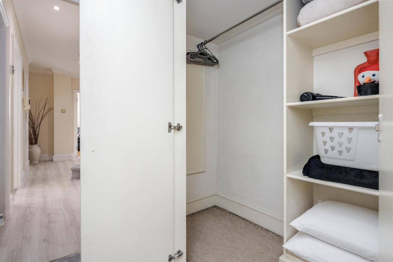 Oxford Street Homestay London Eksteriør billede